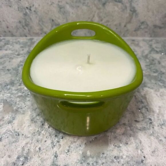 Rachel Ray Manderine Melon Candle - Picture 2 of 5